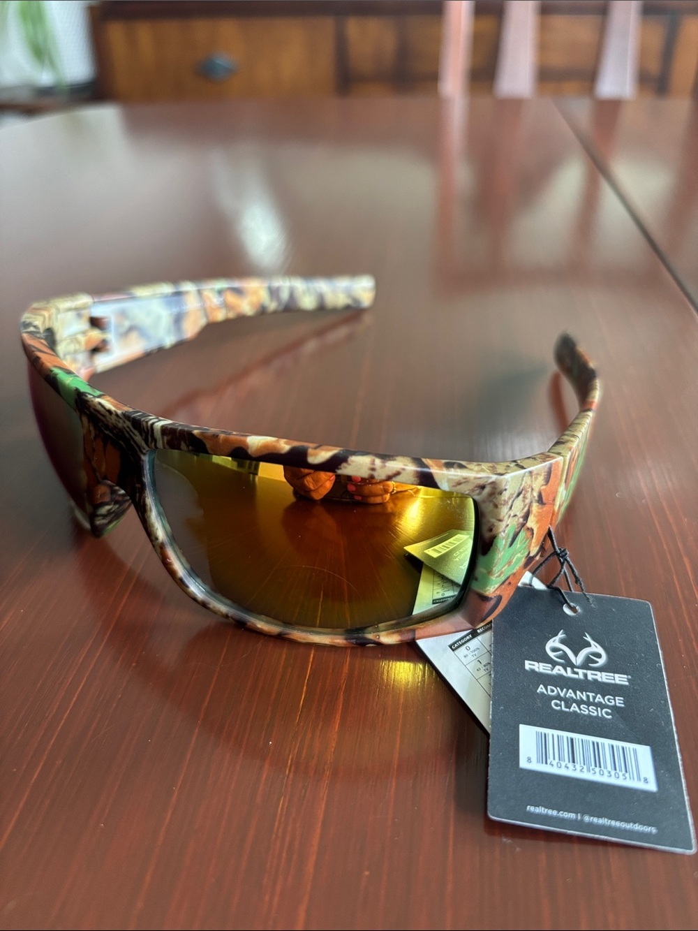 Realtree Advantage Classic UVA 400 Protection, Cat 4,Mirror lens,wrap,camo